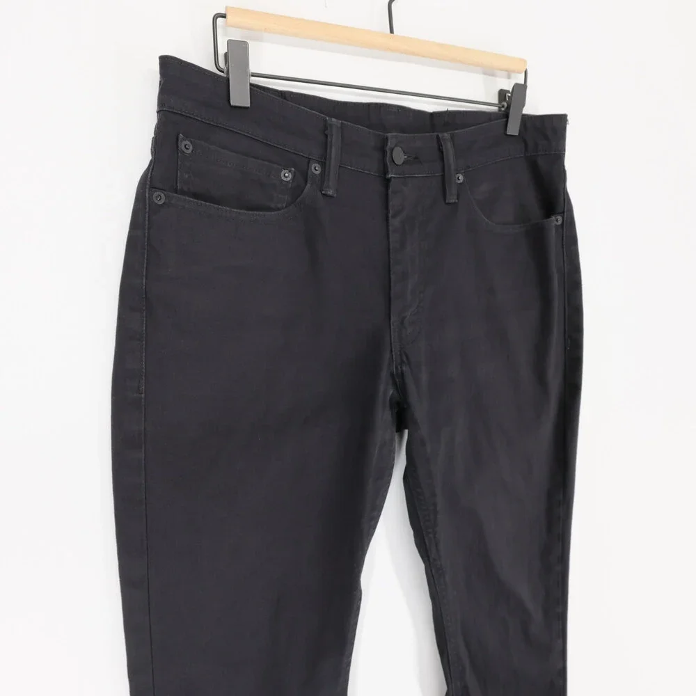 Levi's Slim Men's Jeans in Black